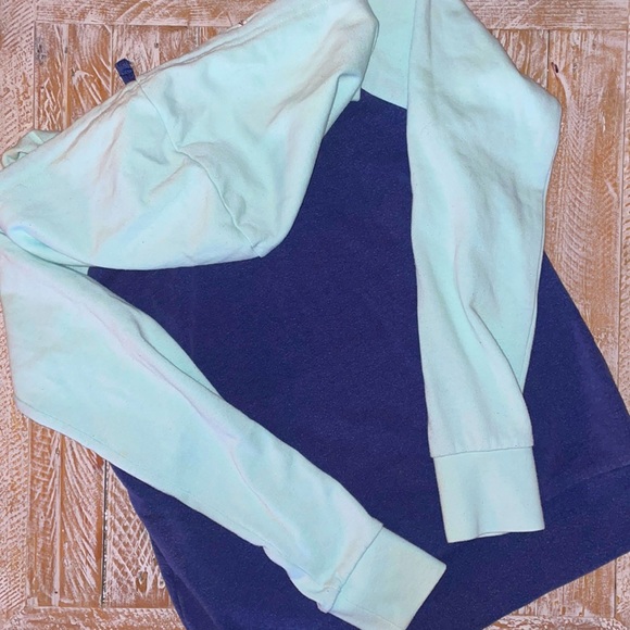 🌊Volcom Lived in Color Block Hoodie🌊~small - Picture 4 of 10